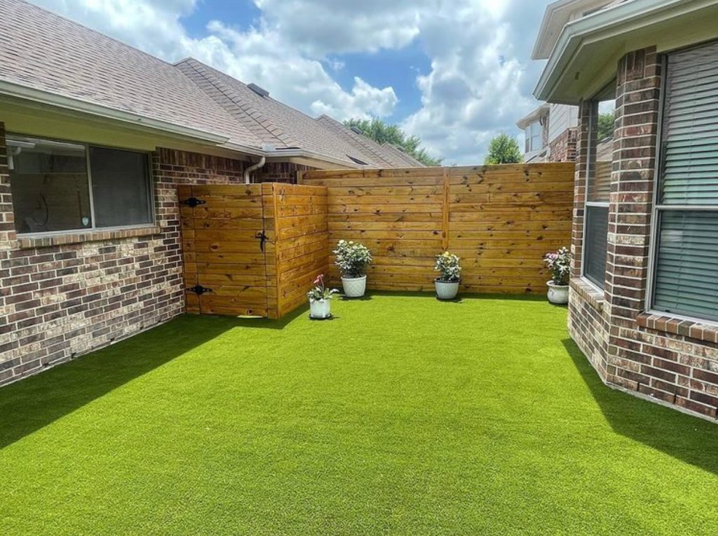 backyard atificial grass lawn synlawn