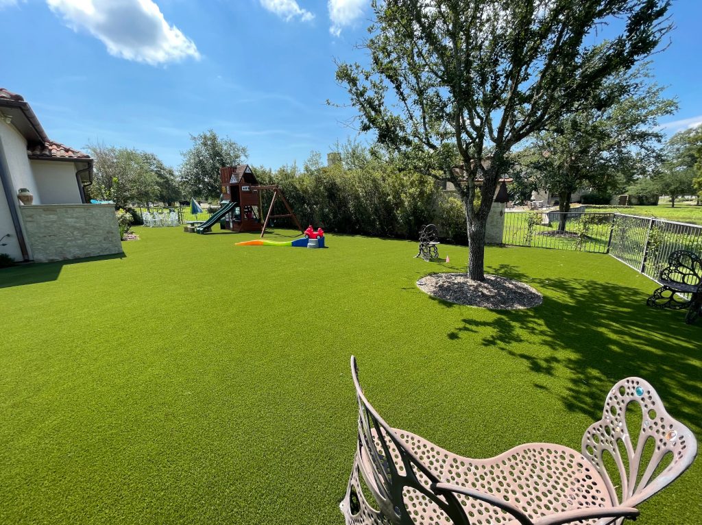 Seattle Artificial Turf Backyard