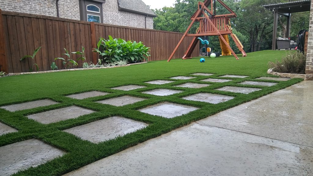 SYNLawn Seattle Artificial Grass Backyard