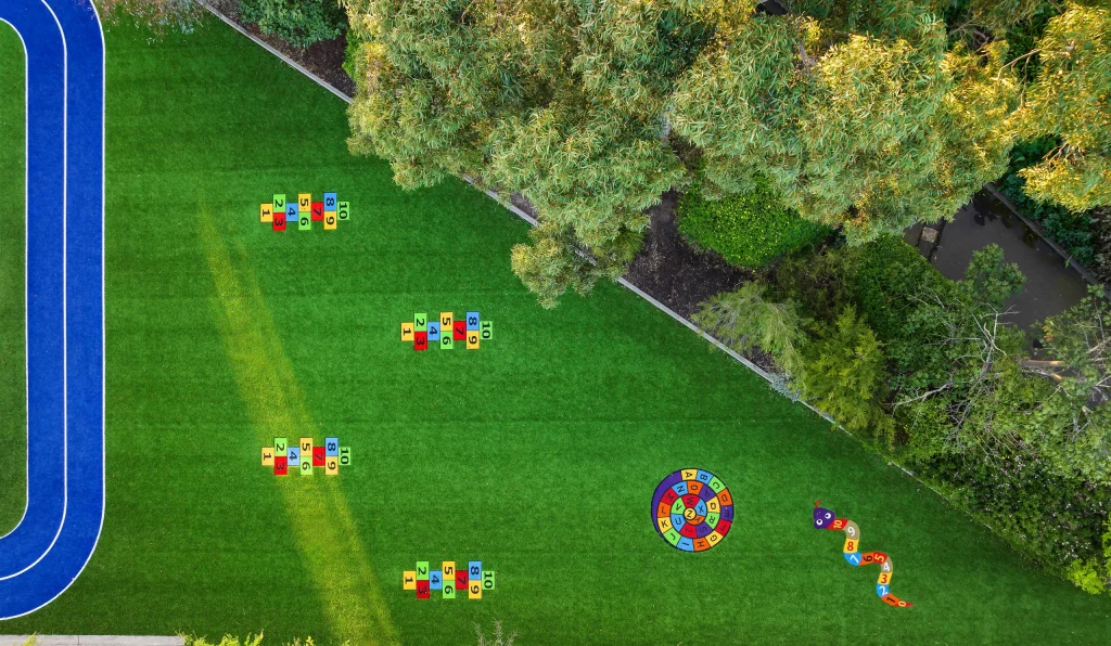 Seattle commerical custom turf design installation