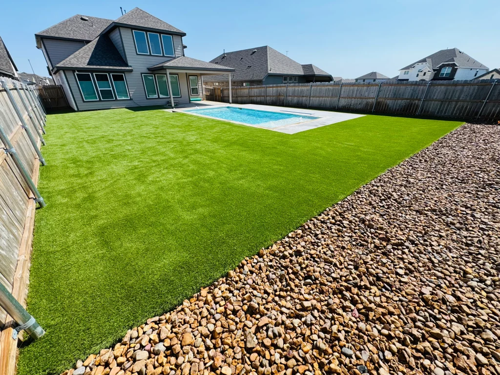 SYNLawn Seattle Backyard artificial turf